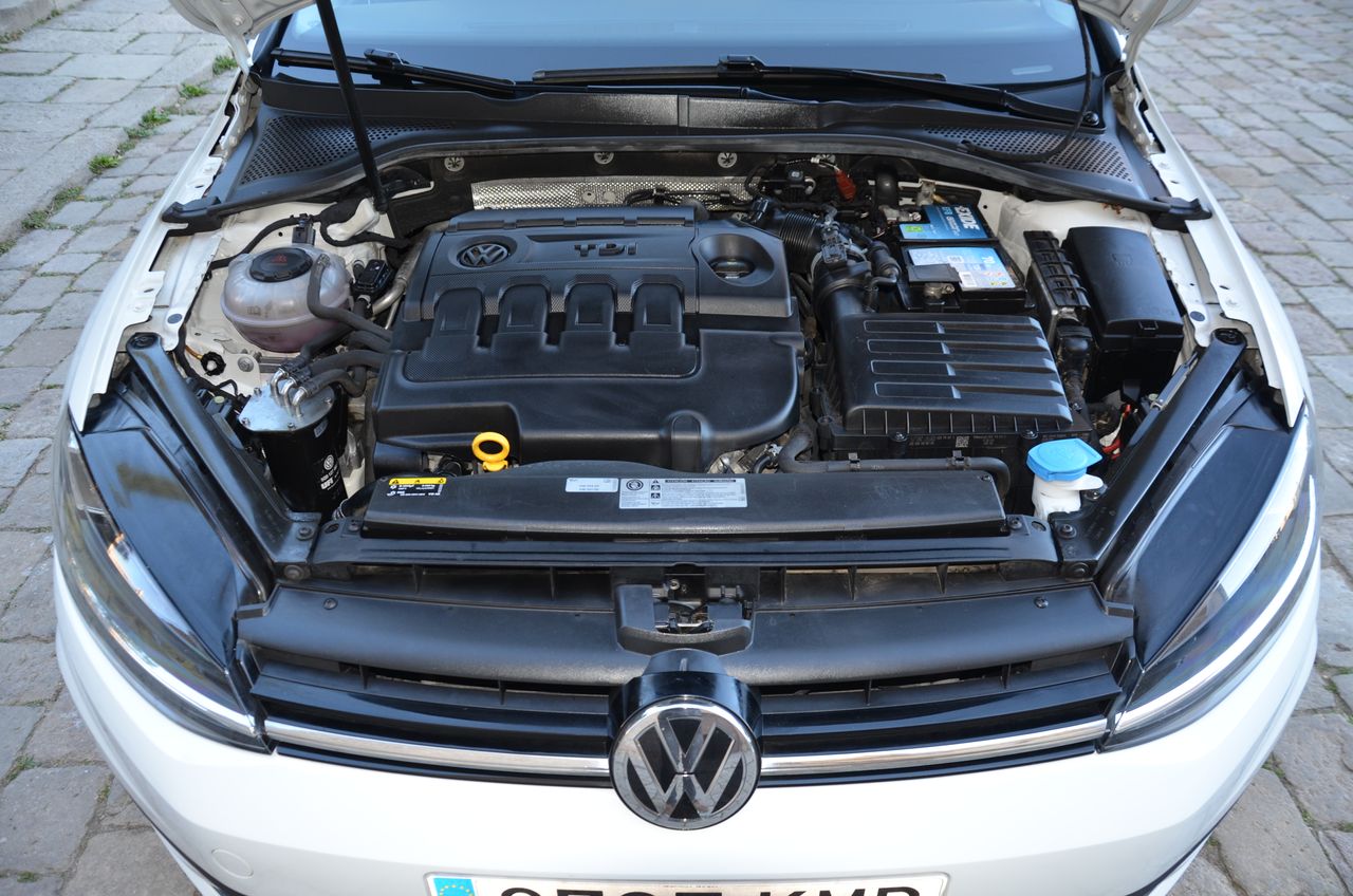 Volkswagen Golf 1.6 TDI BUSINESS & NAVEGADOR PROFESIONAL TÁCTIL  - Foto 57