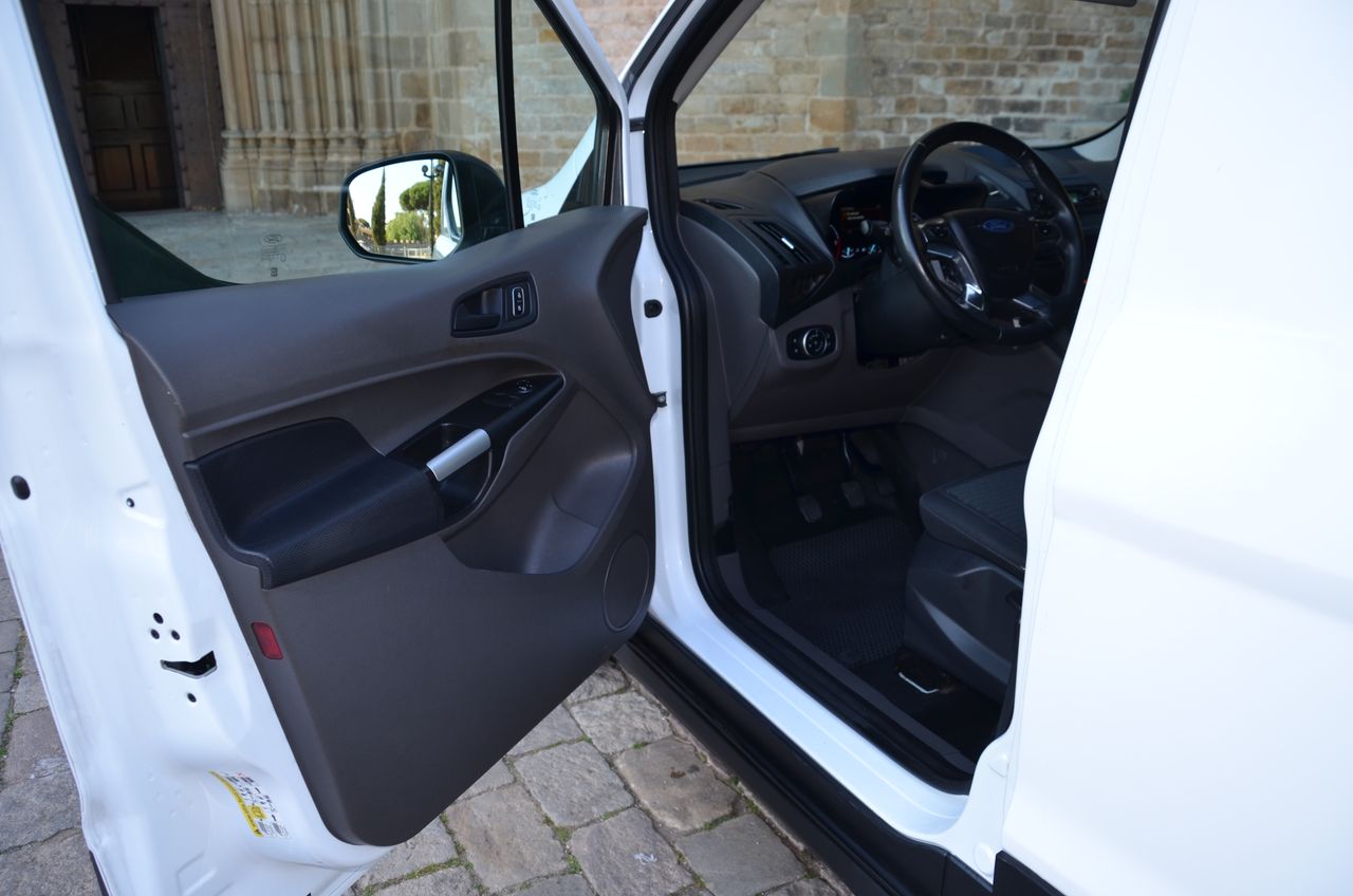Ford Transit Connect 240 L2 1.5 TDCI 100CV TREND .. ESTANTERÍAS  SORTÍMO Y PISO REFORZADO  - Foto 3