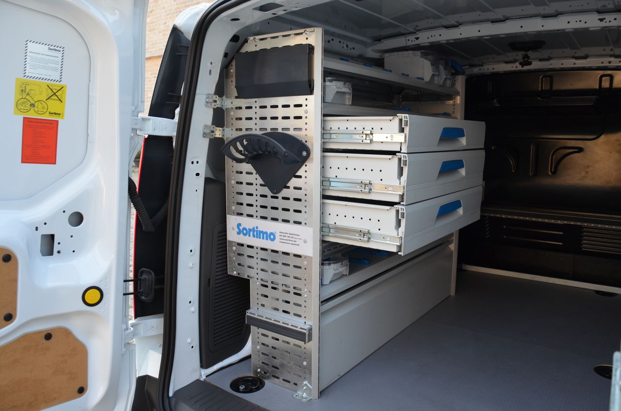 Ford Transit Connect 240 L2 1.5 TDCI 100CV TREND .. ESTANTERÍAS  SORTÍMO Y PISO REFORZADO  - Foto 33