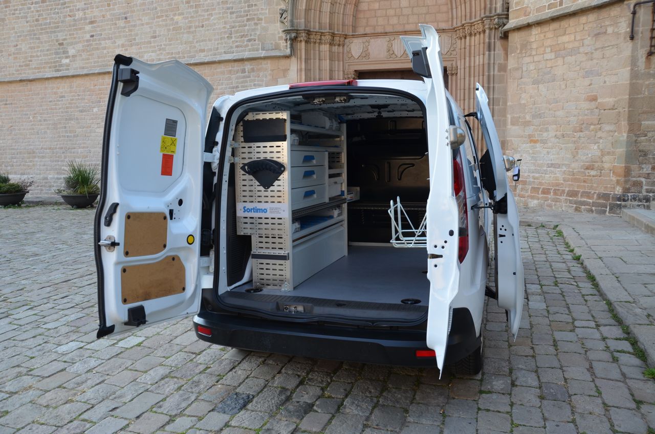 Ford Transit Connect 240 L2 1.5 TDCI 100CV TREND .. ESTANTERÍAS  SORTÍMO Y PISO REFORZADO  - Foto 47