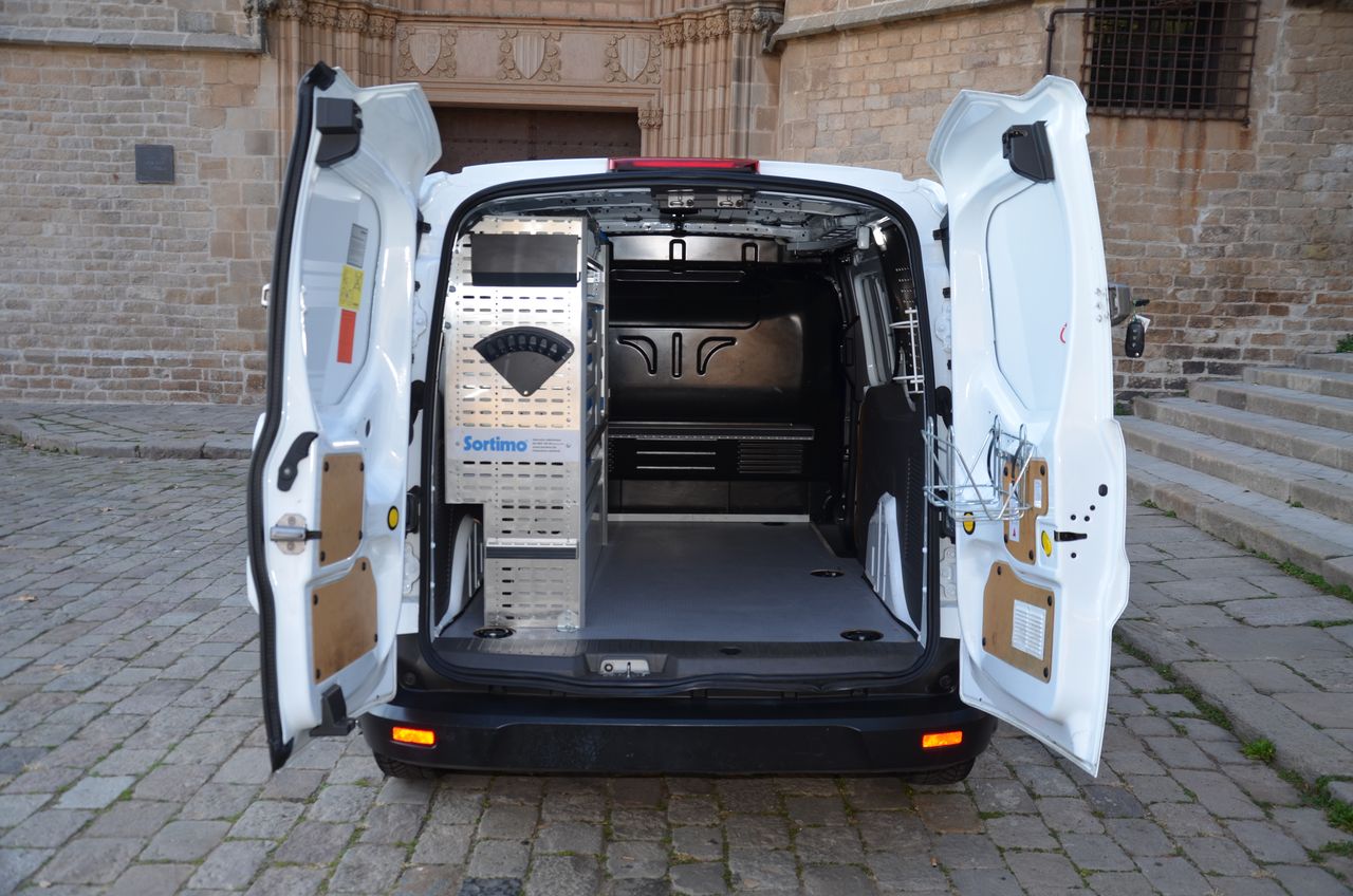 Ford Transit Connect 240 L2 1.5 TDCI 100CV TREND .. ESTANTERÍAS  SORTÍMO Y PISO REFORZADO  - Foto 8