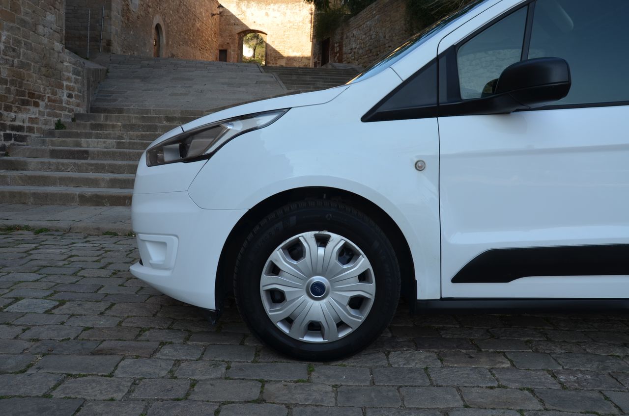 Ford Transit Connect 240 L2 1.5 TDCI 100CV TREND .. ESTANTERÍAS  SORTÍMO Y PISO REFORZADO  - Foto 19