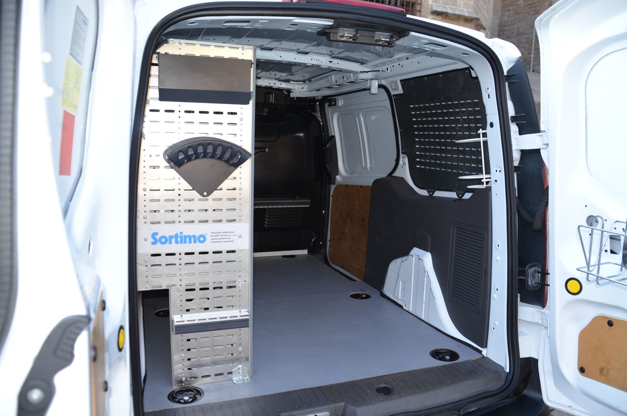 Ford Transit Connect 240 L2 1.5 TDCI 100CV TREND .. ESTANTERÍAS  SORTÍMO Y PISO REFORZADO  - Foto 10