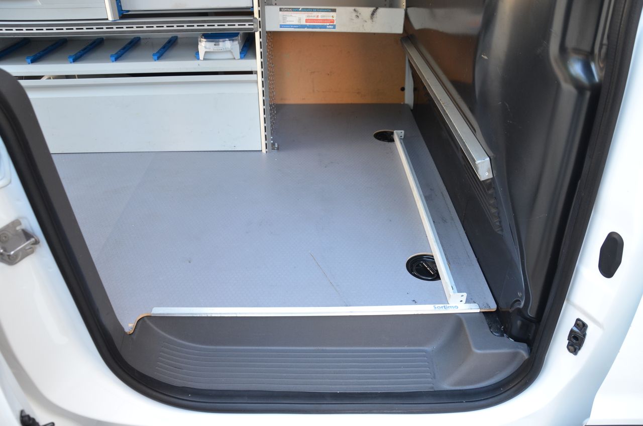Ford Transit Connect 240 L2 1.5 TDCI 100CV TREND .. ESTANTERÍAS  SORTÍMO Y PISO REFORZADO  - Foto 43