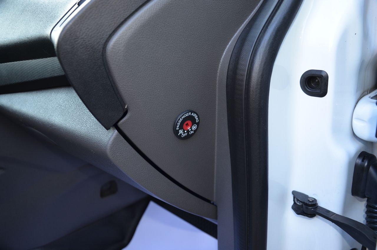 Ford Transit Connect 240 L2 1.5 TDCI 100CV TREND .. ESTANTERÍAS  SORTÍMO Y PISO REFORZADO  - Foto 59