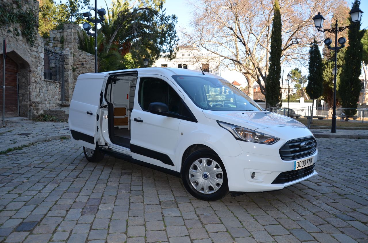 Ford Transit Connect FURGÓN 240 L2 TREND 1.5 TDCI 100CV MT6 E6dt /  CARGA AUMENTADA , ESTANTERÍAS SORTÍMO .  - Foto 48