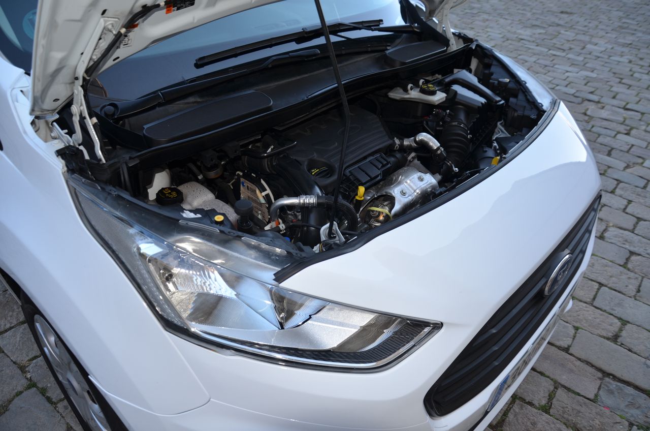 Ford Transit Connect FURGÓN 240 L2 TREND 1.5 TDCI 100CV MT6 E6dt /  CARGA AUMENTADA , ESTANTERÍAS SORTÍMO .  - Foto 51