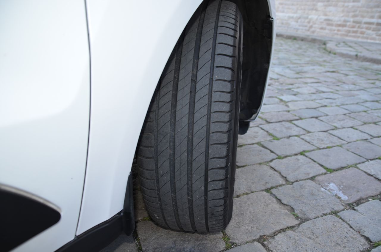 Ford Transit Connect FURGÓN 240 L2 TREND 1.5 TDCI 100CV MT6 E6dt /  CARGA AUMENTADA , ESTANTERÍAS SORTÍMO .  - Foto 49