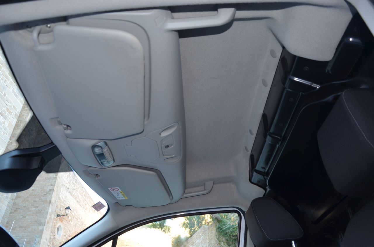 Ford Transit Connect FURGÓN 240 L2 TREND 1.5 TDCI 100CV MT6 E6dt /  CARGA AUMENTADA , ESTANTERÍAS SORTÍMO .  - Foto 6