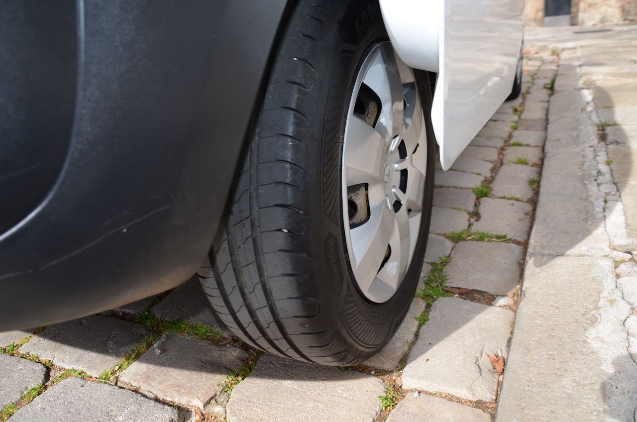 Renault Kangoo Combi PROFESIONAL N1 ENERGY 1.5DCI 75CV  START STOP ECO  - Foto 19