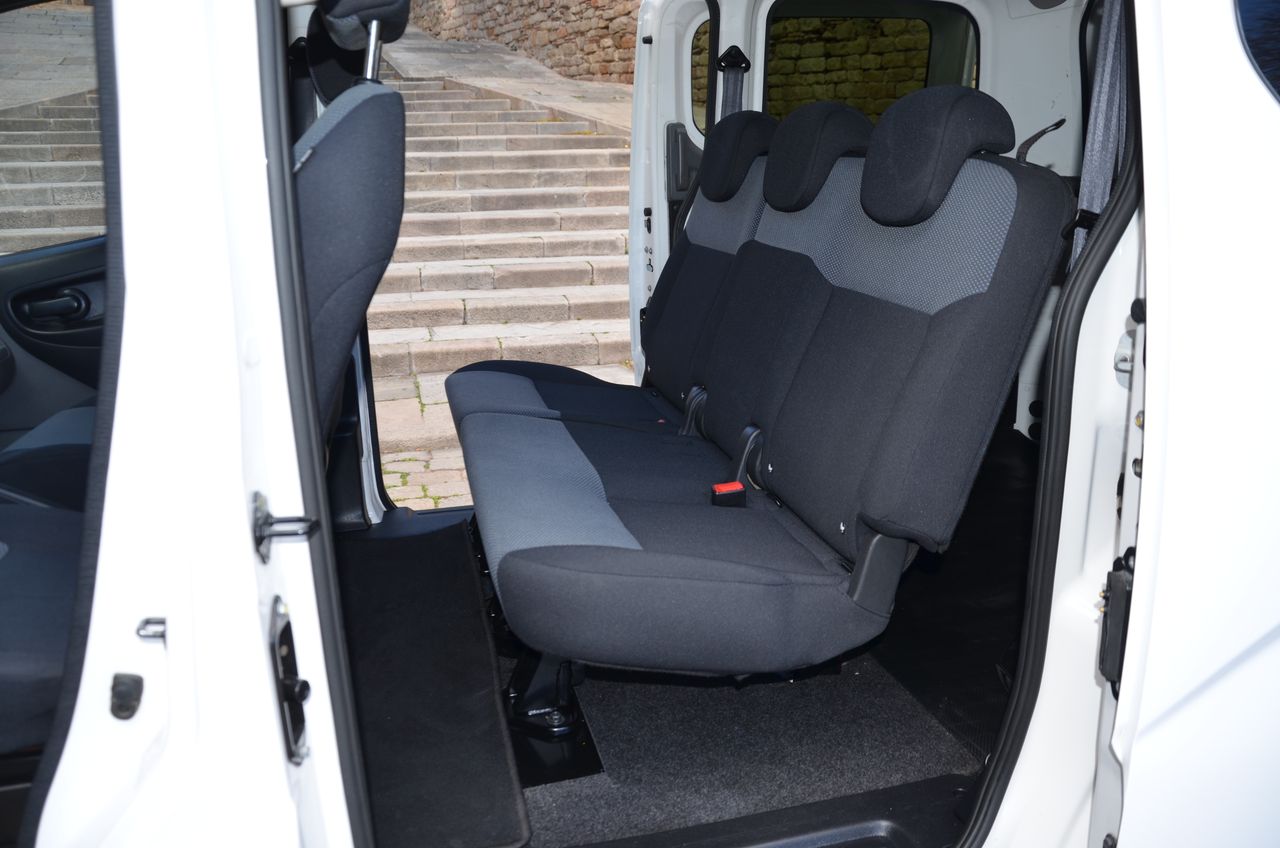 Nissan NV200 M20N 1.5DCI COMBI 5PL 90CV PRO (N1) DOBLE PUERTA LATERAL / BACA Y BOLA DE REMOLQUE  - Foto 7