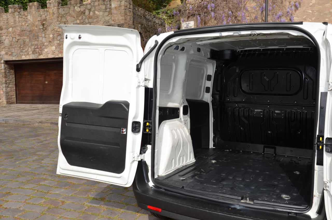 Opel Combo BLACK FRIDAY WEEK IS HERE ...  - Foto 9