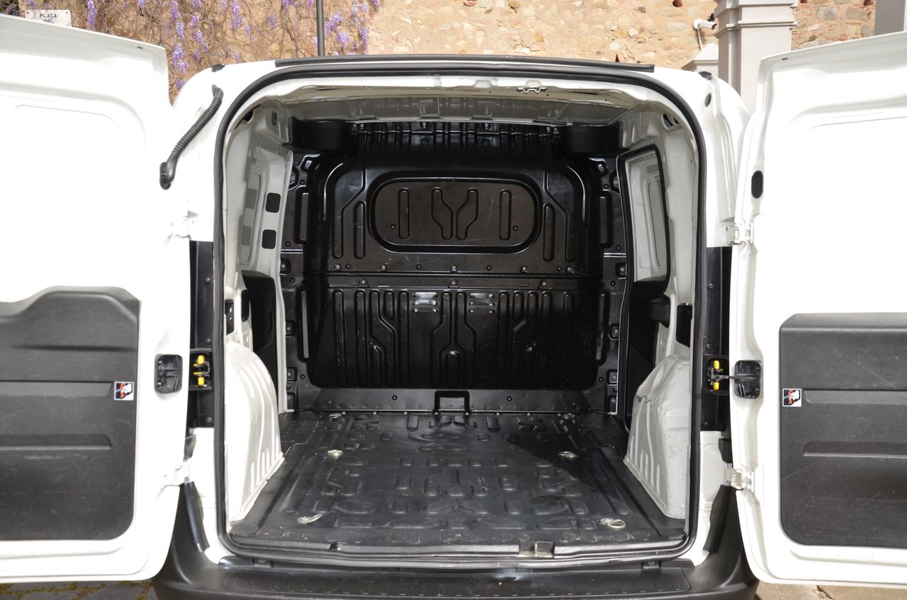 Opel Combo BLACK FRIDAY WEEK IS HERE ...  - Foto 8