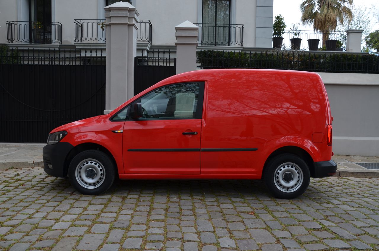 Volkswagen Caddy PROFESIONAL FURGÓN BMT 2.0 TDI 75CV../ PACK CONFORT../  - Foto 22