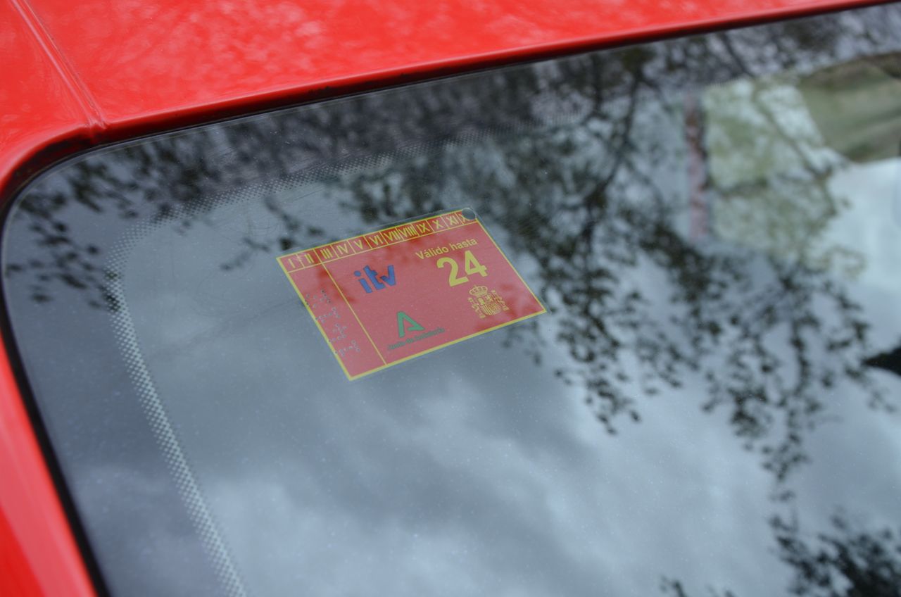 Volkswagen Caddy PROFESIONAL FURGÓN BMT 2.0 TDI 75CV../ PACK CONFORT../  - Foto 13