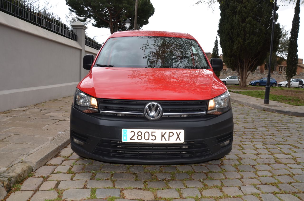 Volkswagen Caddy PROFESIONAL FURGÓN BMT 2.0 TDI 75CV../ PACK CONFORT../  - Foto 20