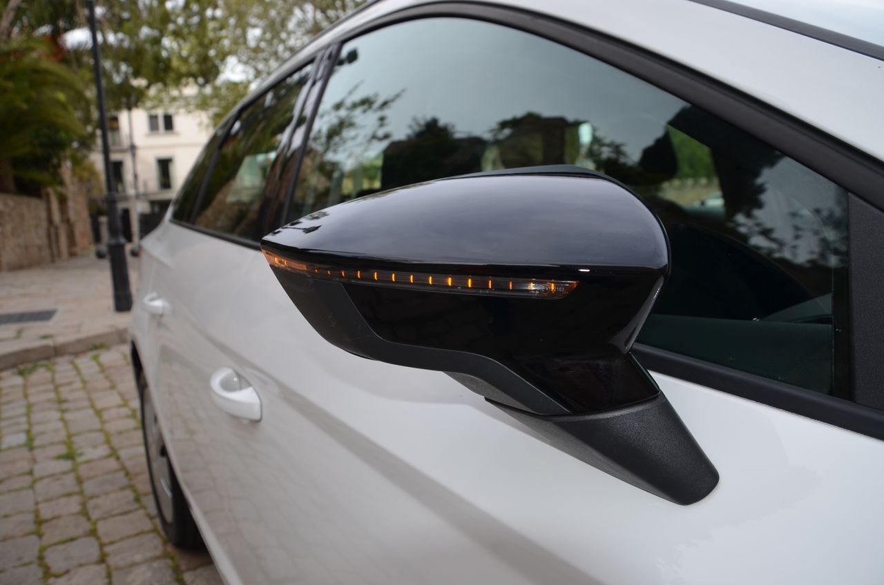 Seat Leon 1.6 TDI S&S REFERENCE  115CV  - Foto 21