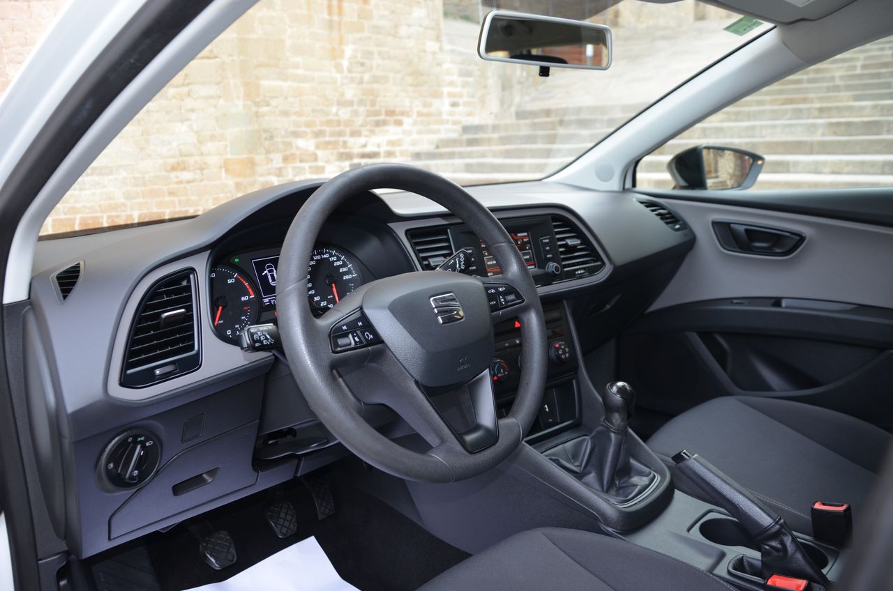 Seat Leon 1.6 TDI S&S REFERENCE  115CV  - Foto 13