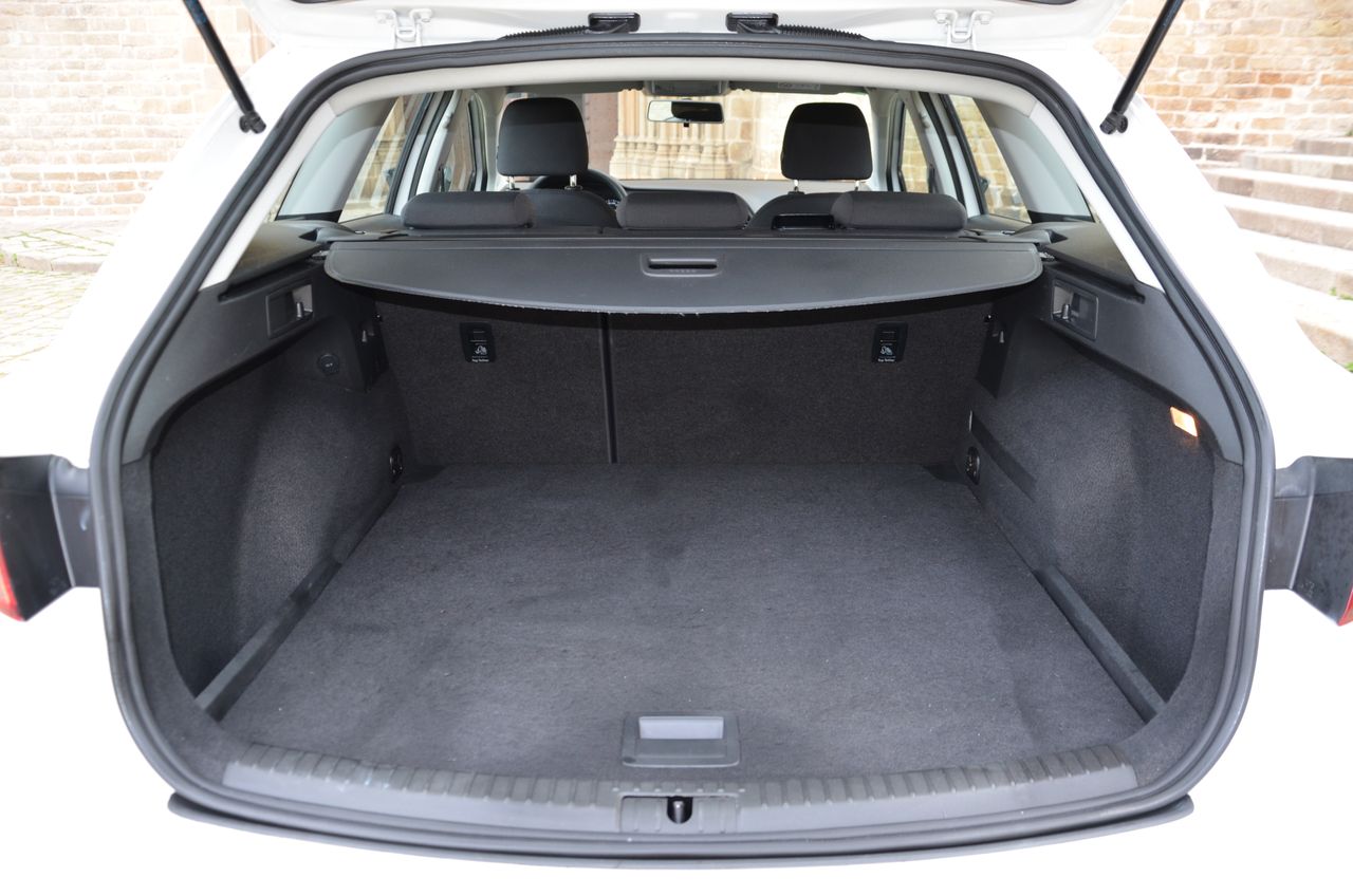 Seat Leon 1.6 TDI S&S REFERENCE  115CV  - Foto 36