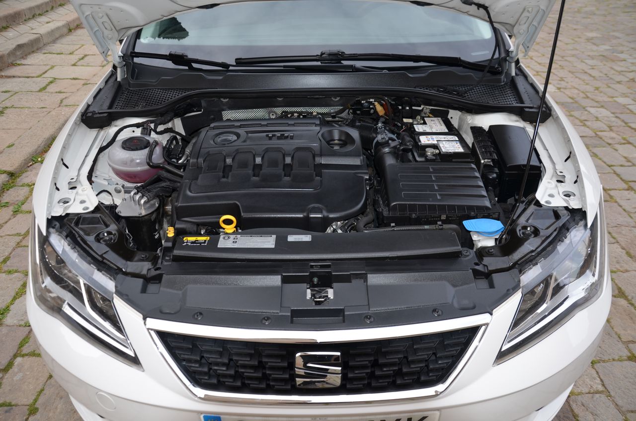 Seat Leon 1.6 TDI S&S REFERENCE  115CV  - Foto 45