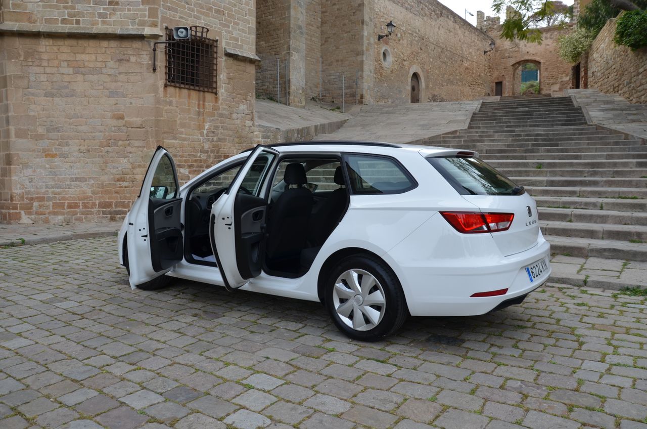 Seat Leon 1.6 TDI S&S REFERENCE  115CV  - Foto 42