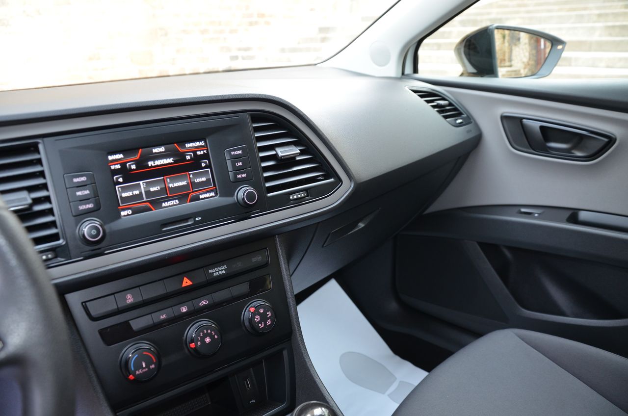 Seat Leon 1.6 TDI S&S REFERENCE  115CV  - Foto 5