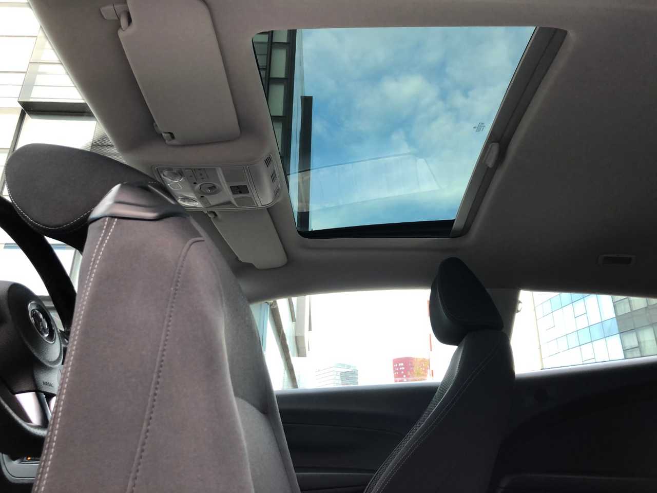 Volkswagen Scirocco 2.0 TDI 140 CV DPF 3 P ÚNICO PROPIETARIO / NACIONAL   LIBRO REVISIONES - Foto 7