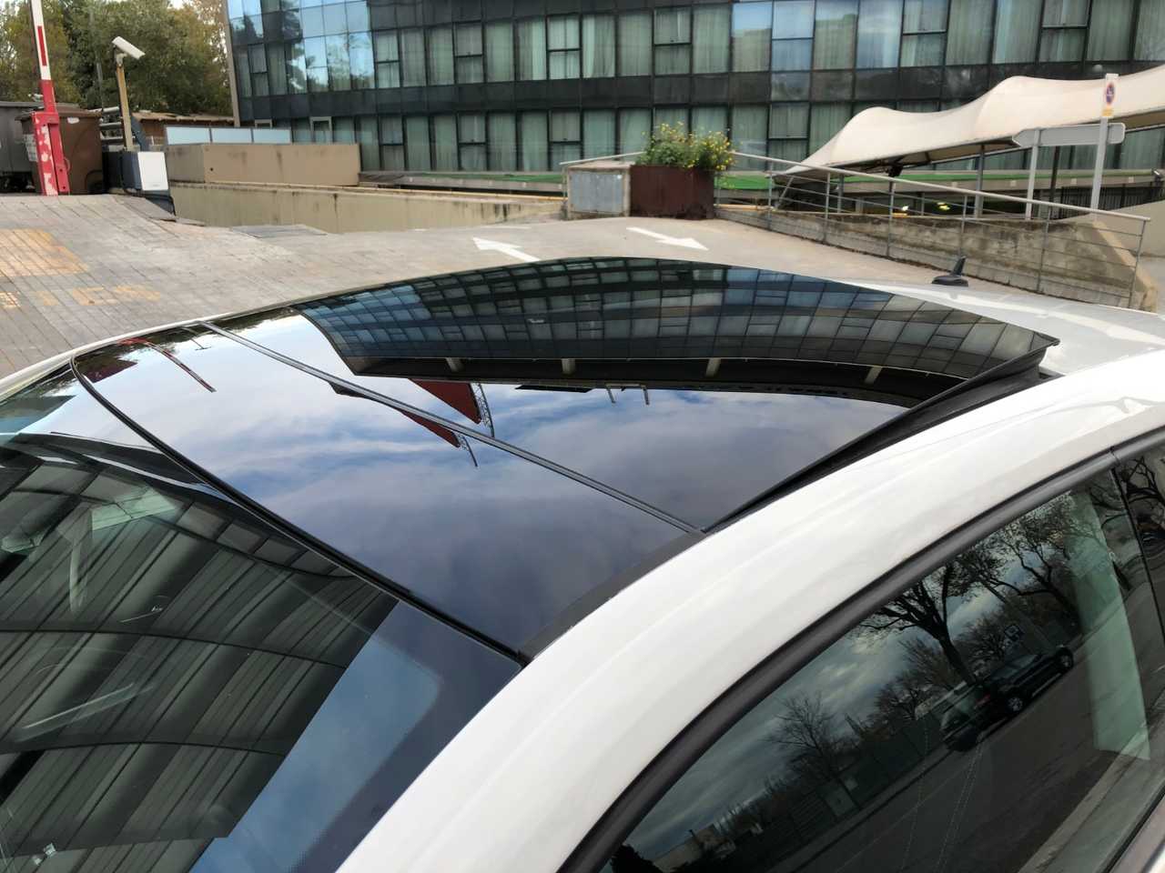 Volkswagen Scirocco 2.0 TDI 140 CV DPF 3 P ÚNICO PROPIETARIO / NACIONAL   LIBRO REVISIONES - Foto 8