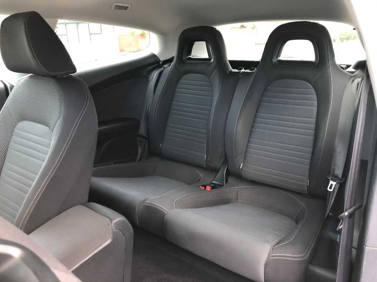 Volkswagen Scirocco 2.0 TDI 140 CV DPF 3 P ÚNICO PROPIETARIO / NACIONAL   LIBRO REVISIONES - Foto 11