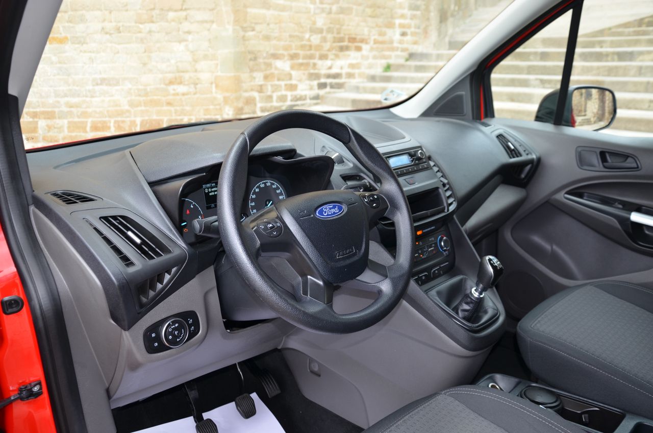 Ford Transit Connect KOMBI 1.5 TDCI 120CV S/S TREND 230 L2 5P MANUAL /  BATALLA LARGA / ASIENTOS CALEFACTABLES..  - Foto 4