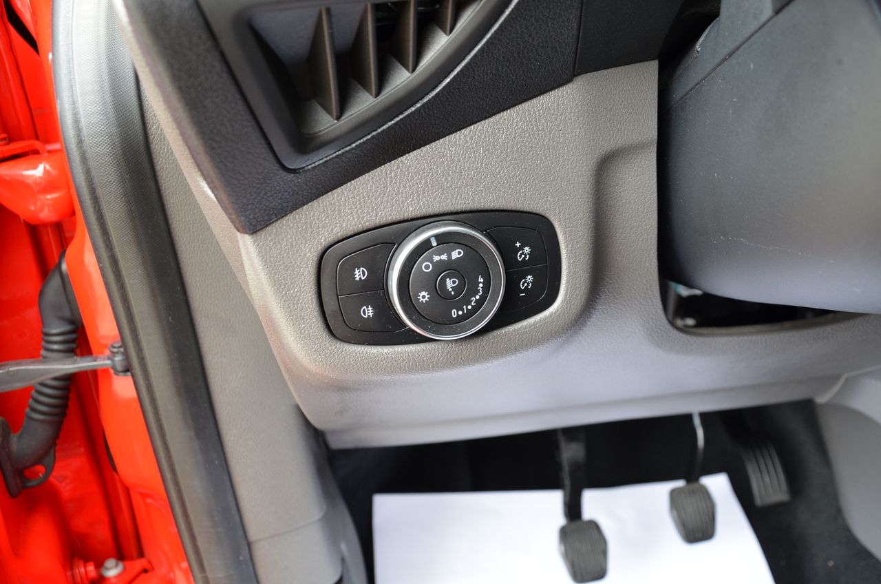 Ford Transit Connect KOMBI 1.5 TDCI 120CV S/S TREND 230 L2 5P MANUAL /  BATALLA LARGA / ASIENTOS CALEFACTABLES..  - Foto 15