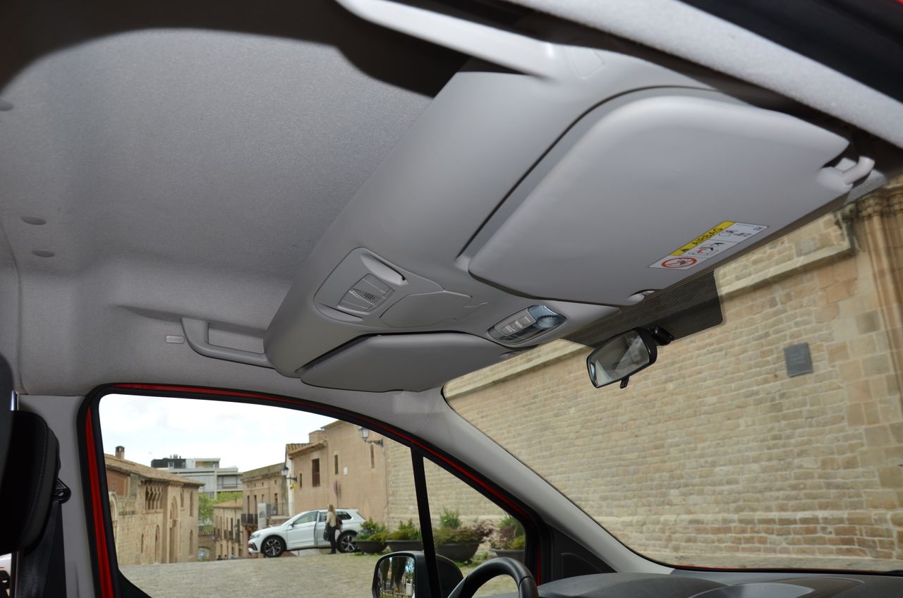 Ford Transit Connect KOMBI 1.5 TDCI 120CV S/S TREND 230 L2 5P MANUAL /  BATALLA LARGA / ASIENTOS CALEFACTABLES..  - Foto 40