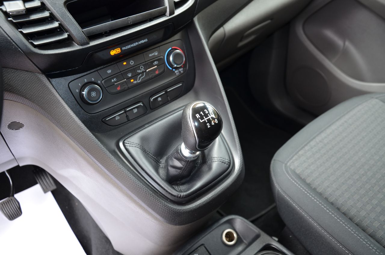 Ford Transit Connect KOMBI 1.5 TDCI 120CV S/S TREND 230 L2 5P MANUAL /  BATALLA LARGA / ASIENTOS CALEFACTABLES..  - Foto 5