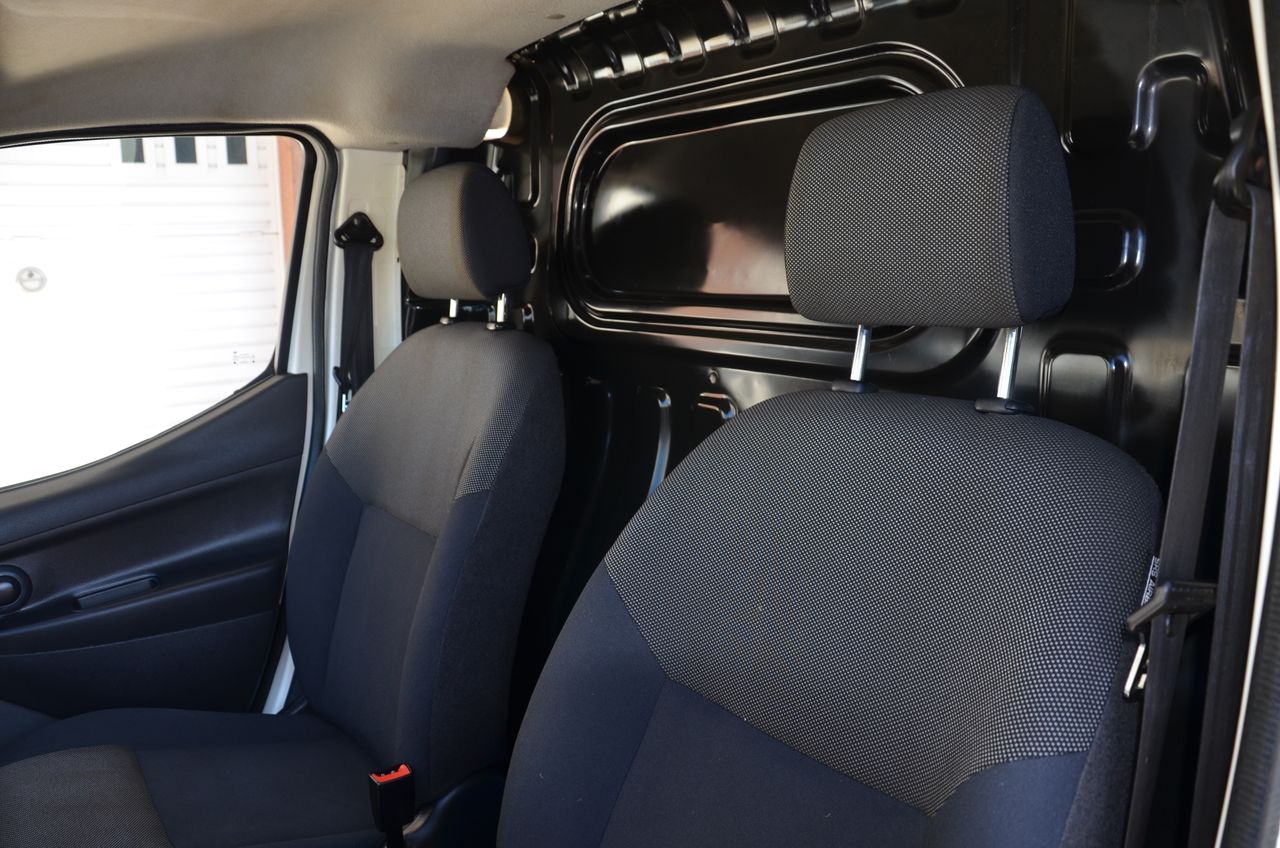 Nissan NV200 DOBLE PUERTA LATERAL , BOLA DE REMOLQUE , BACA Y ANTINIEBLAS  - Foto 5