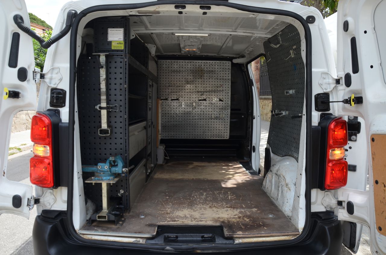 Peugeot Expert FURGÓN PRO L2 1.6 BLUEHDI 115CV / ESTANTERÍAS HECHA TALLER  - Foto 9