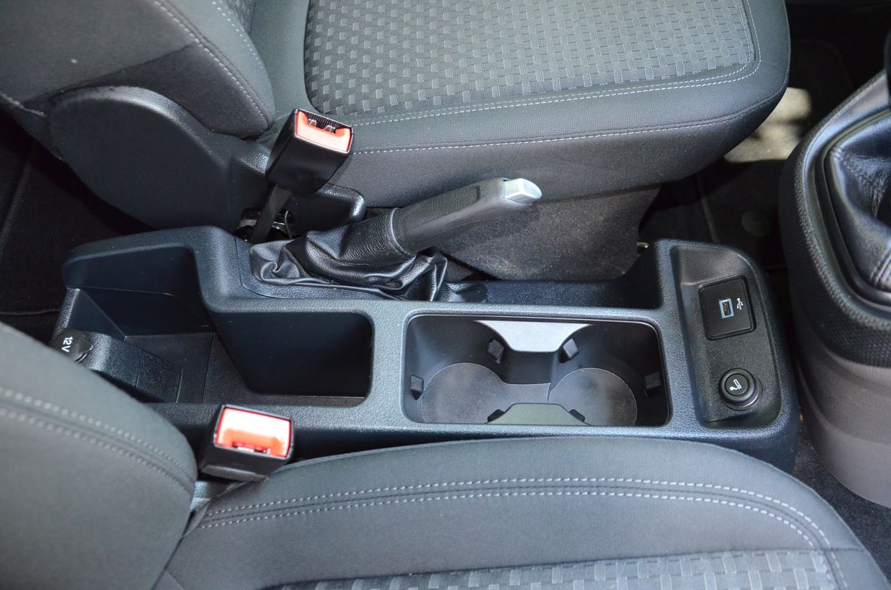 Ford Transit Connect KOMBI TREND 1.5 TDCI 100CV MT6 E6 ETIQUETA C ( VERDE )  - Foto 37