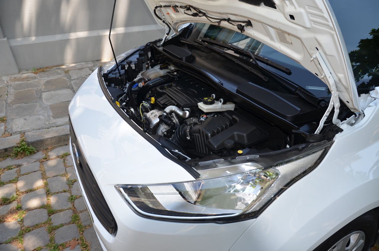 Ford Transit Connect KOMBI TREND 1.5 TDCI 100CV MT6 E6 ETIQUETA C ( VERDE )  - Foto 44