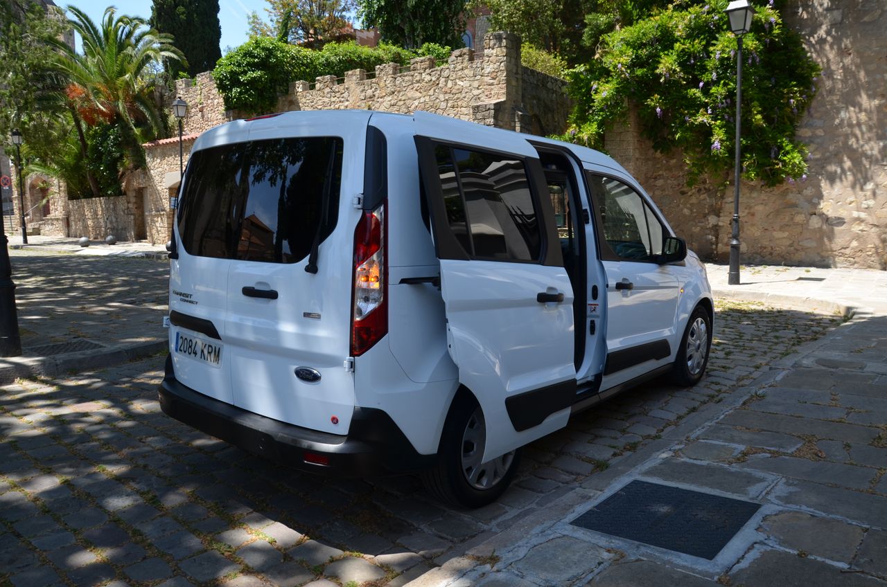 Ford Transit Connect KOMBI TREND 1.5 TDCI 100CV MT6 E6 ETIQUETA C ( VERDE )  - Foto 30