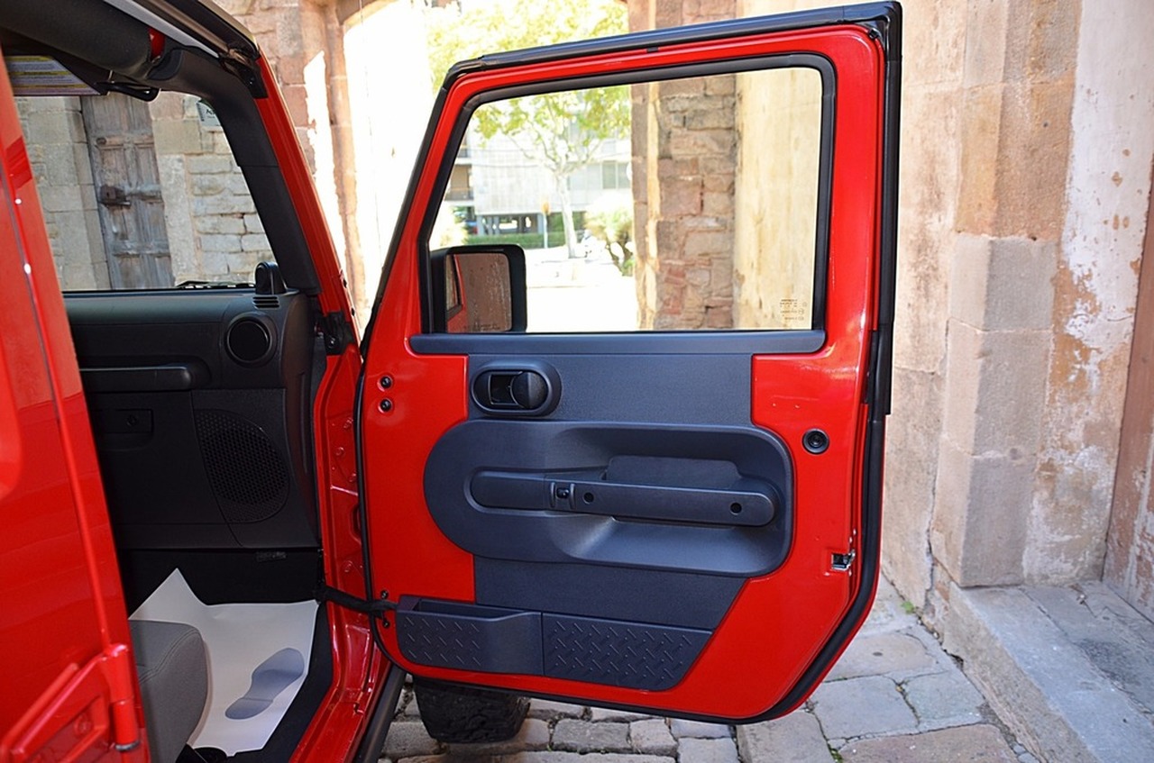 Jeep Wrangler UNLIMITED RUBICON **ÚNICO /NACIONAL** SÓLO 26.000 KM CERTIFICADOS - Foto 24