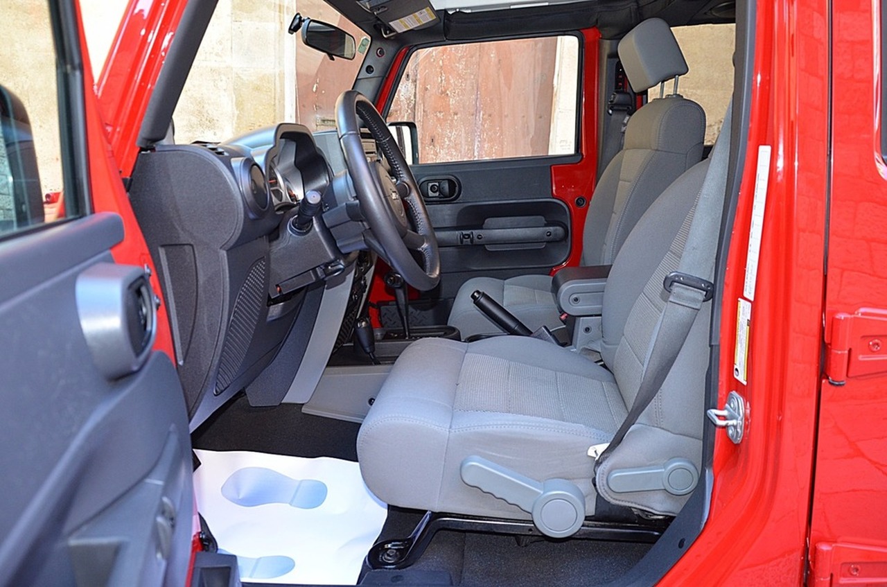 Jeep Wrangler UNLIMITED RUBICON **ÚNICO /NACIONAL** SÓLO 26.000 KM CERTIFICADOS - Foto 4