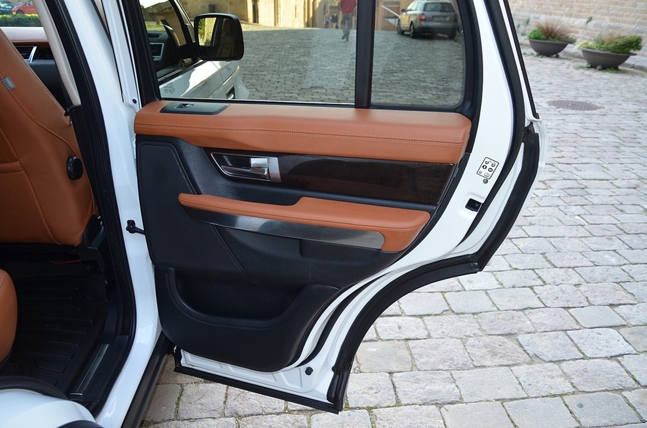 Land-Rover Range Rover Sport 3.0 TdV6 HSE 245CV.. NACIONAL/...FULL OPTION .../ - Foto 44