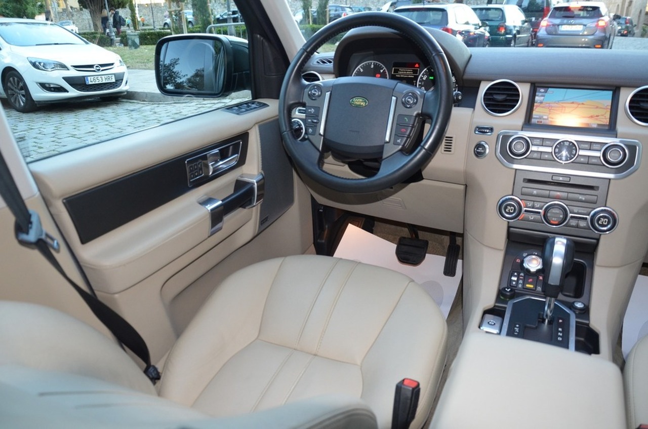 Land-Rover Discovery 4  3.0TDV6  HSE 7 PLZ 245CV NACIONAL / LIBRO REVISIONES.../ FULL OPTION - Foto 22