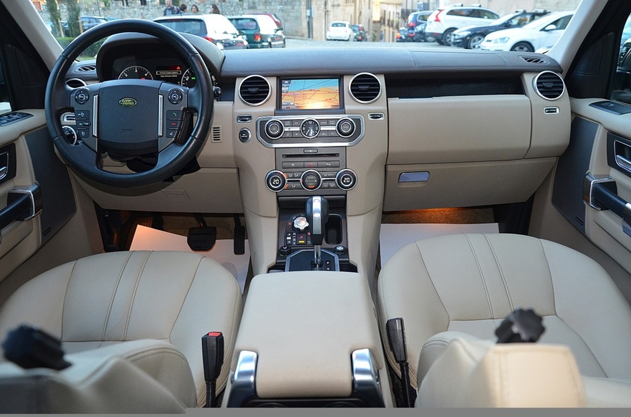 Land-Rover Discovery 4  3.0TDV6  HSE 7 PLZ 245CV NACIONAL / LIBRO REVISIONES.../ FULL OPTION - Foto 18