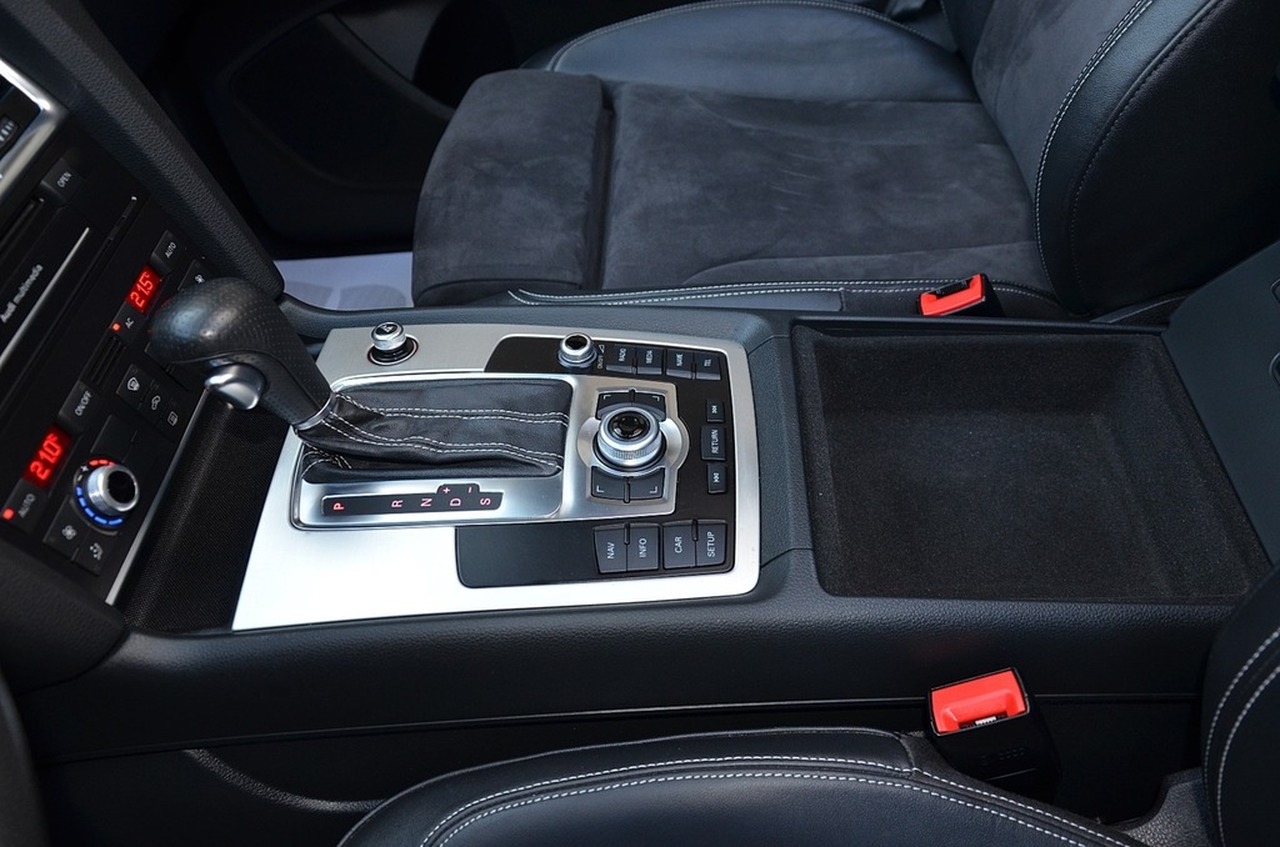 Audi Q7 3.0 TDI QUATTRO SLINE TIPTRÓNIC DPF 7 PLAZAS 240CV NACIONAL/UN SOLO PROPIETARIO ...LIBRO REVISIONES - Foto 47