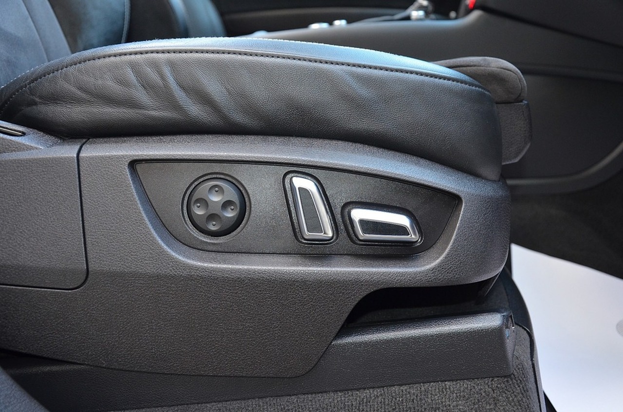 Audi Q7 3.0 TDI QUATTRO SLINE TIPTRÓNIC DPF 7 PLAZAS 240CV NACIONAL/UN SOLO PROPIETARIO ...LIBRO REVISIONES - Foto 30