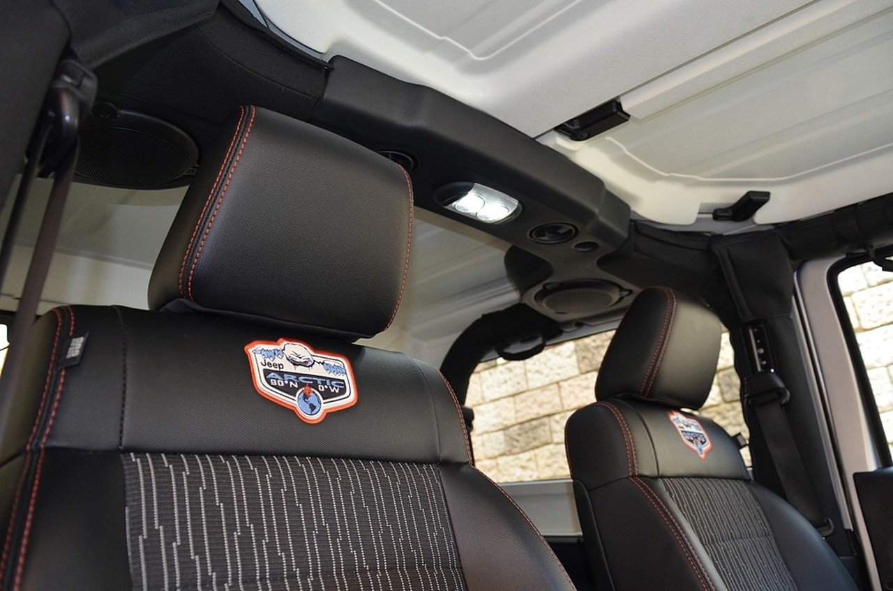 Jeep Wrangler 2.8 CRD  LIMITED EDITION ARCTIC .... THE BEST 4X4... ¡ SÓLO 33.000 KM! CERTIFICADOS - Foto 40