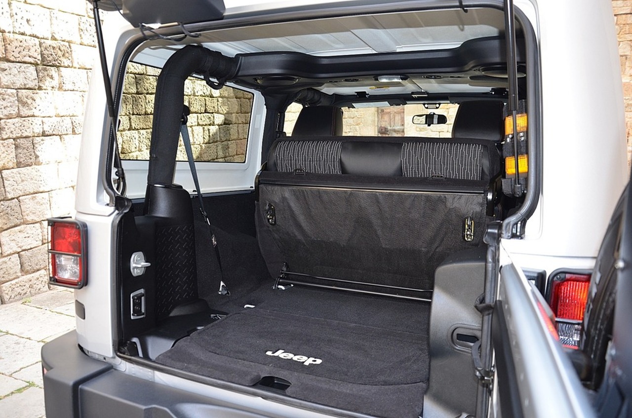 Jeep Wrangler 2.8 CRD  LIMITED EDITION ARCTIC .... THE BEST 4X4... ¡ SÓLO 33.000 KM! CERTIFICADOS - Foto 27