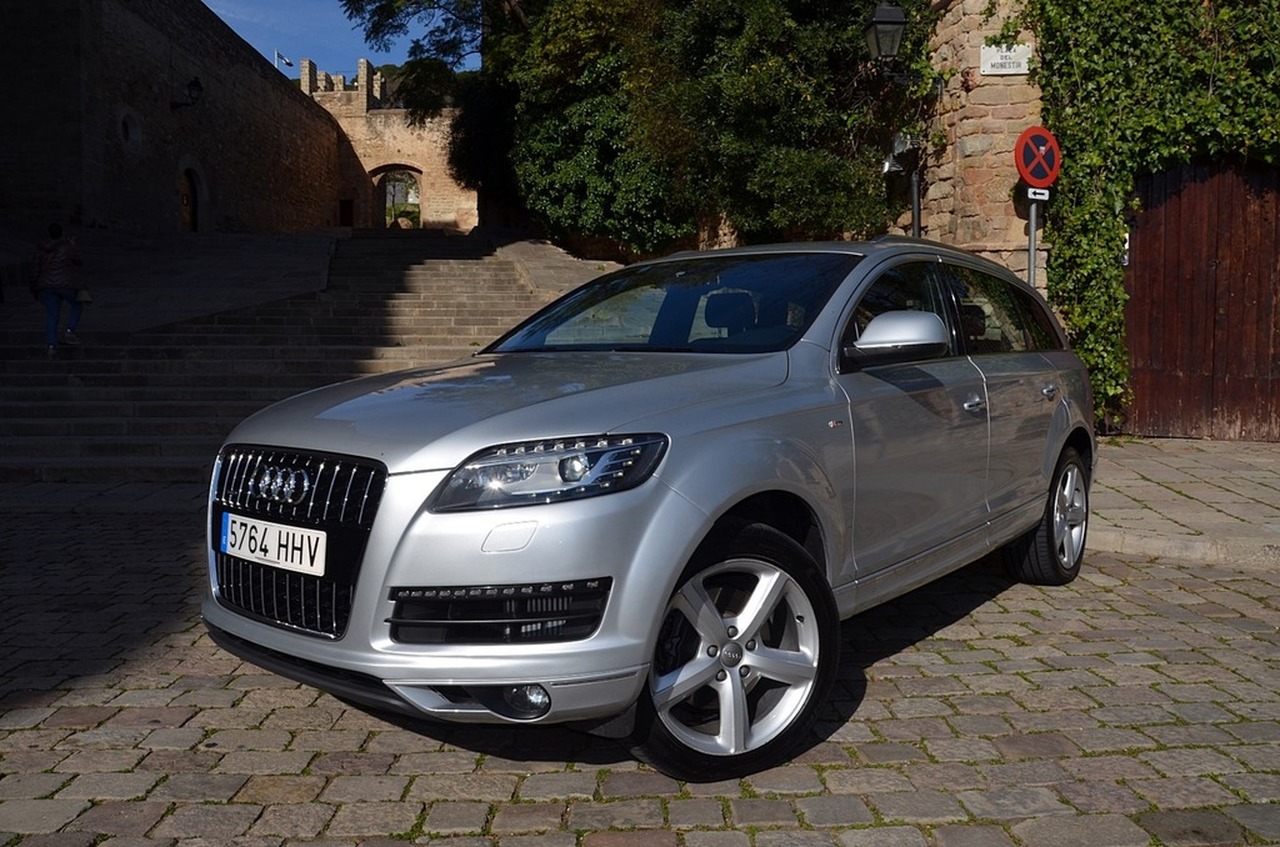 Audi Q7 3.0  V6 TDI QUATTRO  7 PLAZAS.../ SLINE../ NACIONAL / LIBRO REVISIONES.../ FULL OPTION - Foto 4