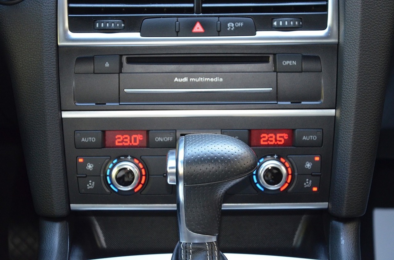 Audi Q7 3.0  V6 TDI QUATTRO  7 PLAZAS.../ SLINE../ NACIONAL / LIBRO REVISIONES.../ FULL OPTION - Foto 36