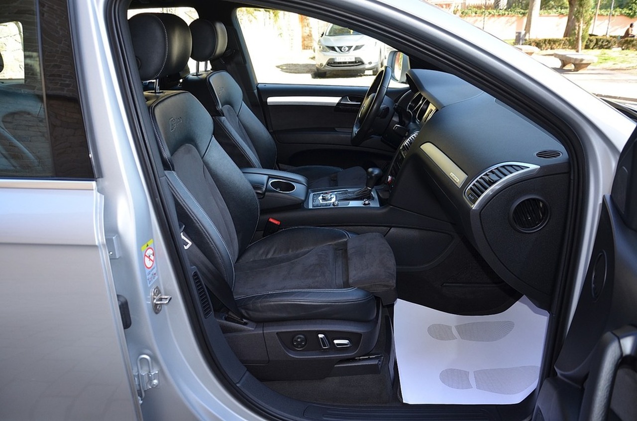 Audi Q7 3.0  V6 TDI QUATTRO  7 PLAZAS.../ SLINE../ NACIONAL / LIBRO REVISIONES.../ FULL OPTION - Foto 26